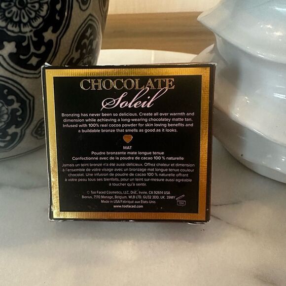 NWT Too Faced Matte Bronzer Chocolate Soleil - Picture 3 of 6